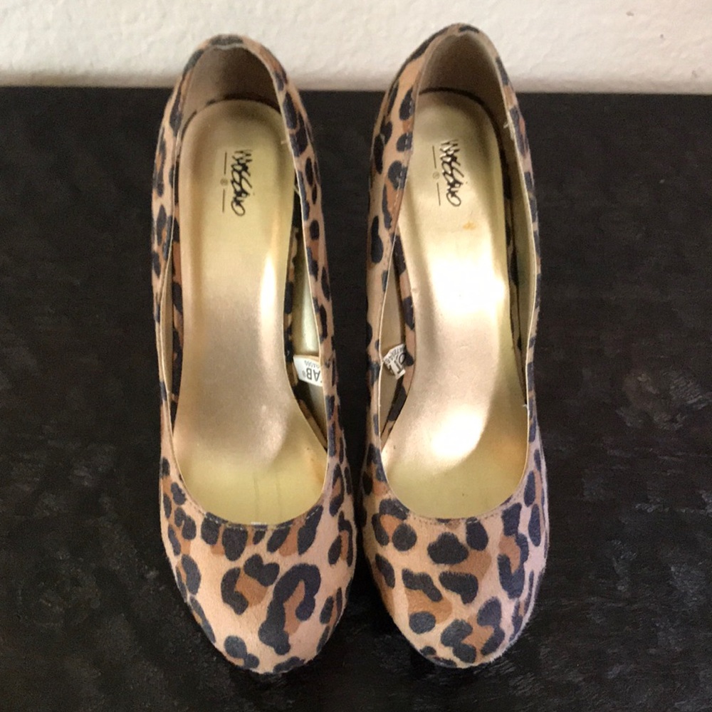 Mossimo Leopard Print Platform Pump - image 2